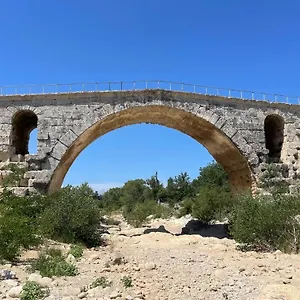 Hébergement de vacances La Maison D’helene&antoine à Xii Siècle, Bonnieux